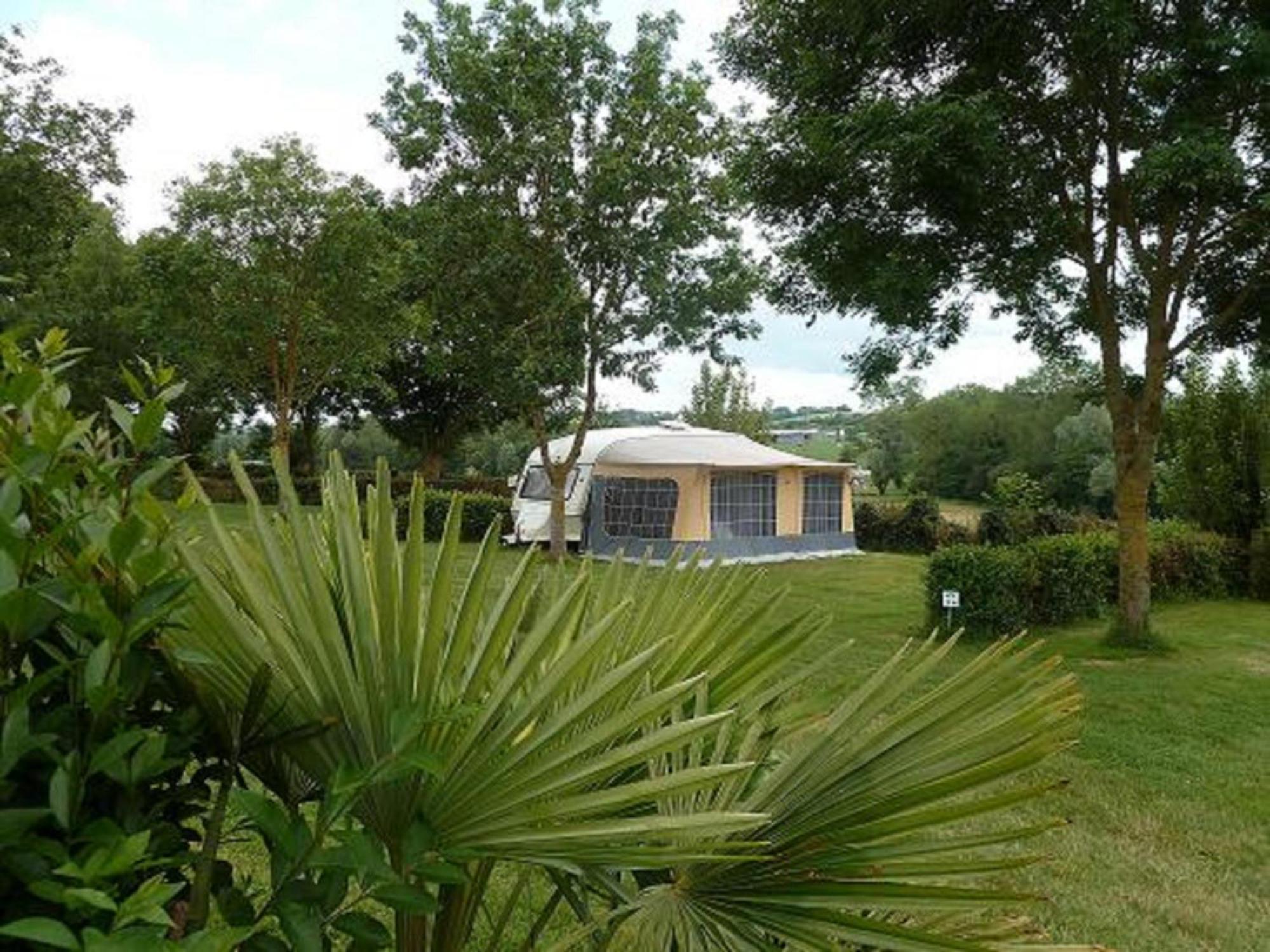 Camping Le Freche A L'Ane Pléboulle 외부 사진